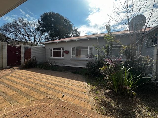 6 Bedroom Property for Sale in Dan Pienaar Free State